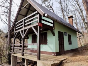 Planinarska kuća Pljuskara