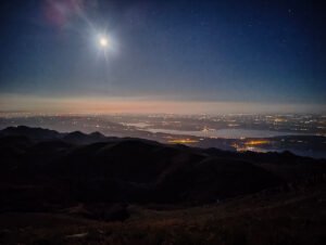 Noćna snimka sa Svetog Brda