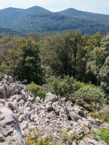 Normalna staza počinje kojih 50 metara od južnog vrha